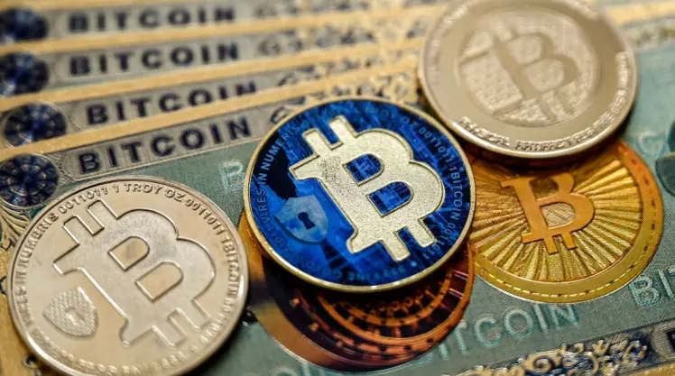 توجه به ارز جدید: پیمایش روندهای بازاریابی پویا در سال 2025 برای رشد کسب و کار(2025)